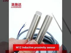 Longitud más corta inductiva cilíndrica del tubo 35m m del metal del alambre M12 del interruptor 3 del sensor de proximidad 10-30VDC