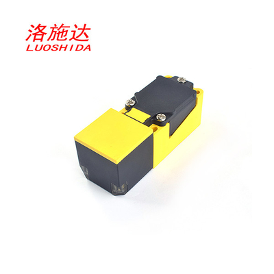 Grados rectangular inductivo del sensor de proximidad de 10-30VDC Q40 360 que detectan la cara